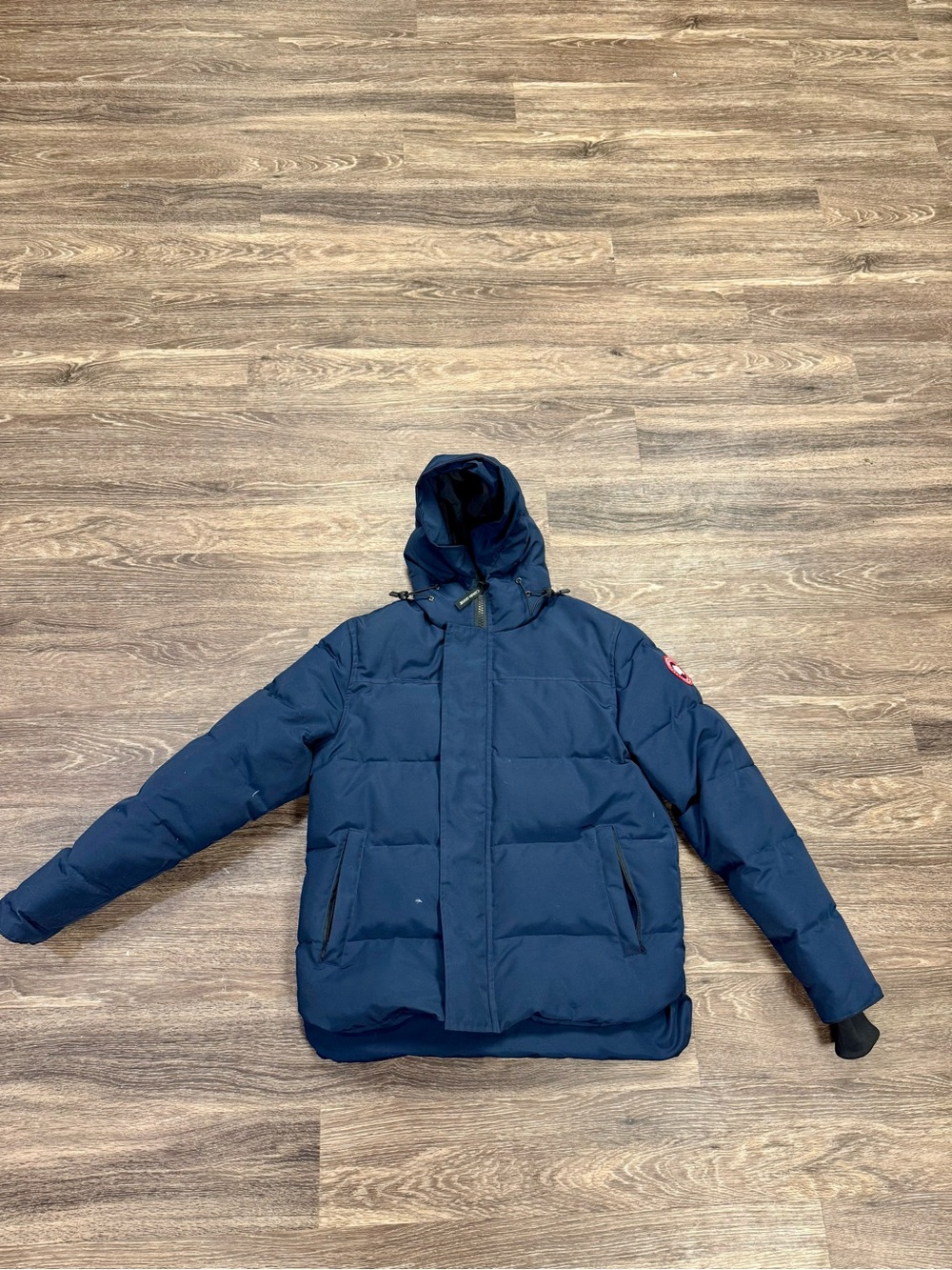Canada Goose Wyndham Parka Navy XL Arctic Down Hooded Jacket Made in Canada